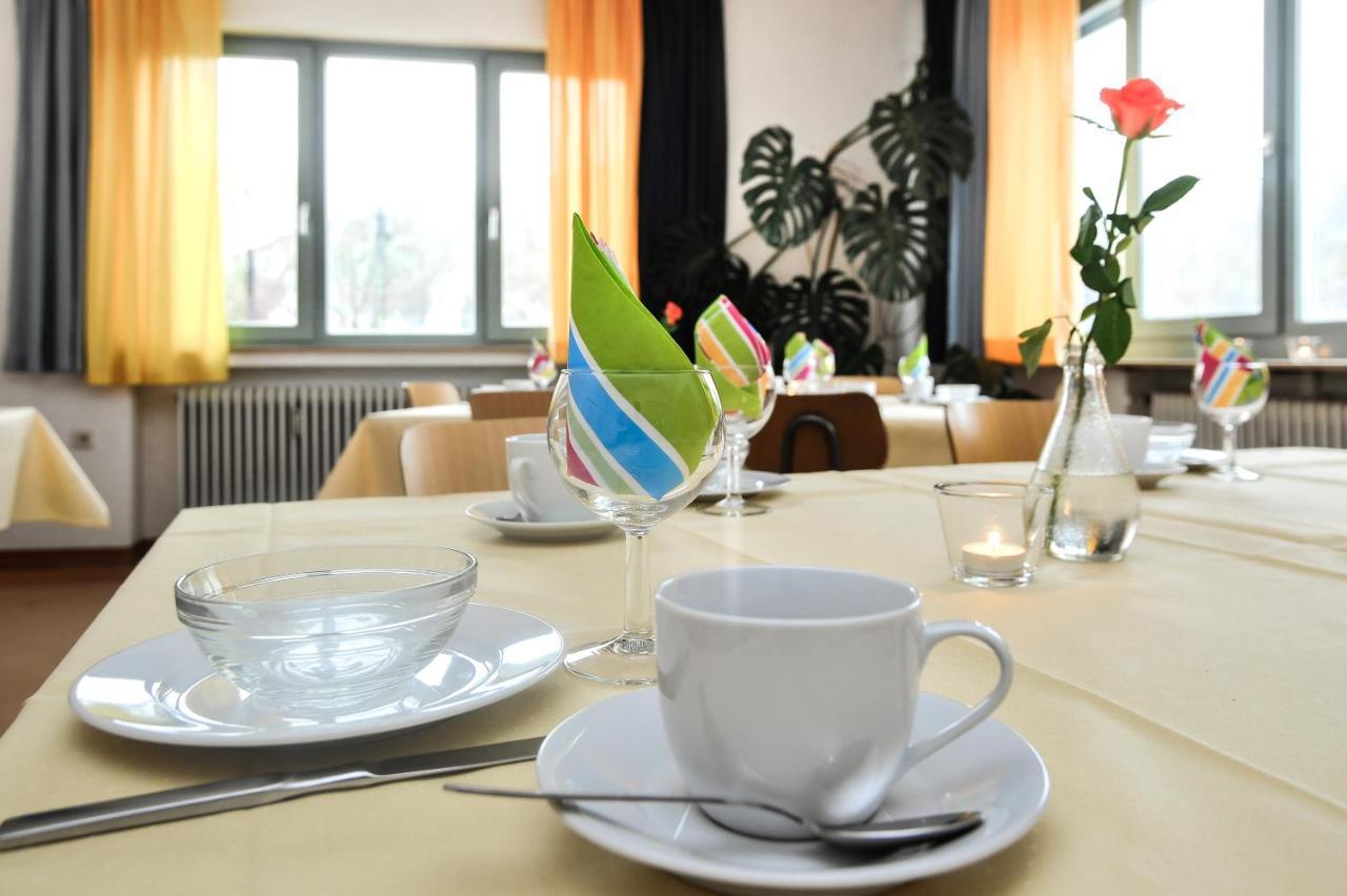 Gaestehaus Abz Stuttgart Dış mekan fotoğraf